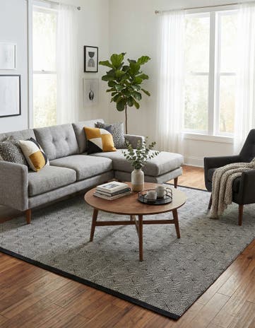 Black and White Milano Square Rug
