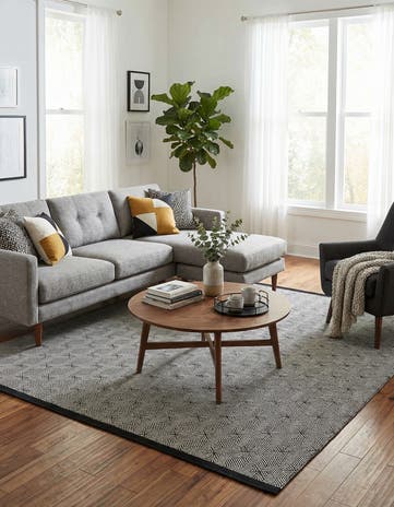 Black and White Milano Square Rug