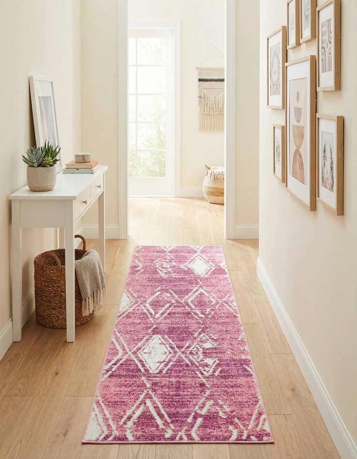 Detail image of Jill Zarin 2' 2 x 6' Uptown Carnegie Hill Runner Rug