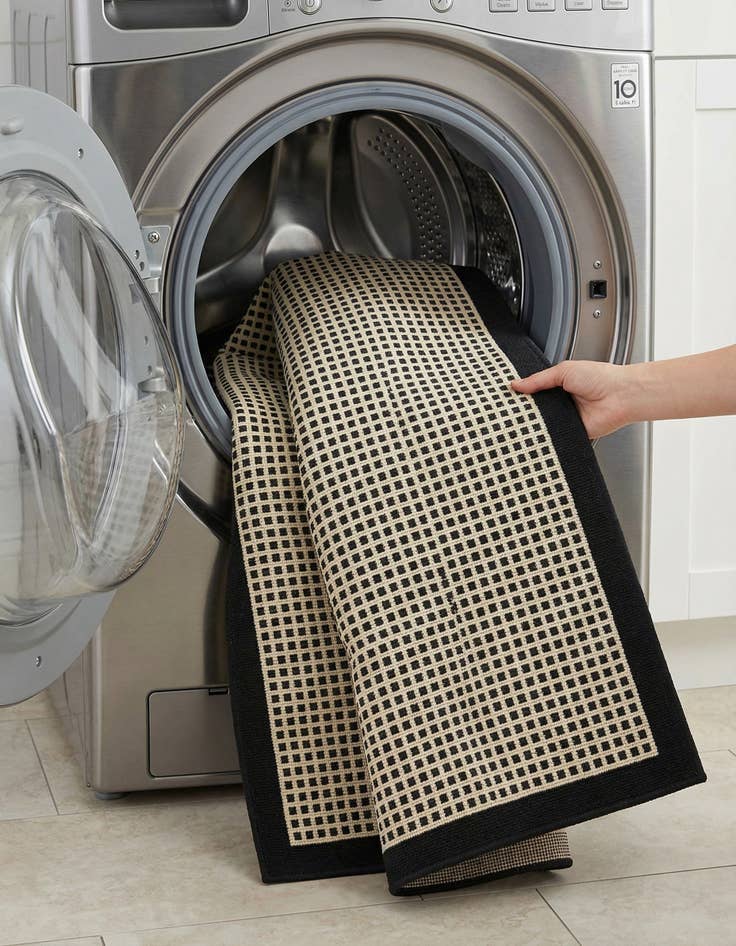 Detail image of 2' x 8'  Washable Border Indoor / Outdoor Runner Rug