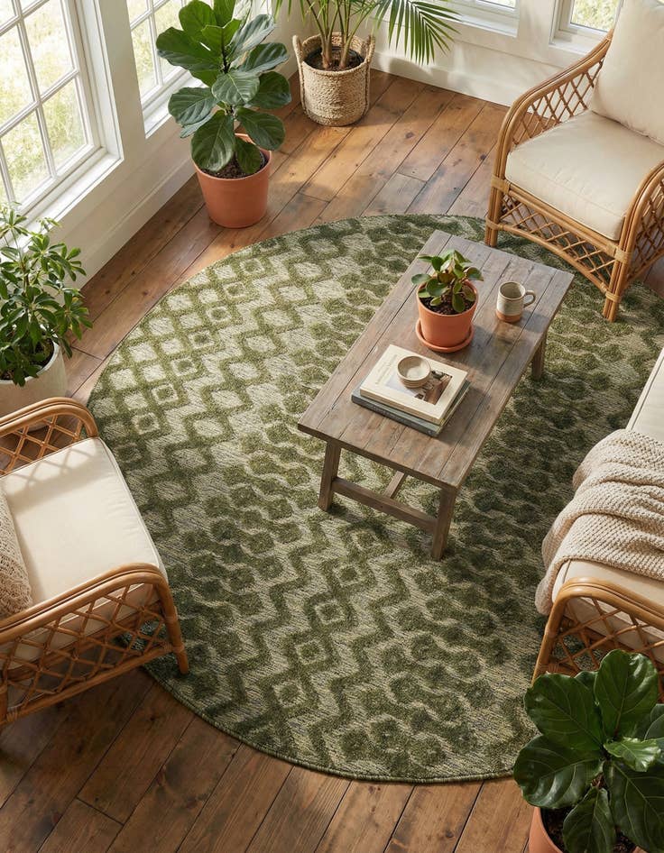 Detail image of 7' x 7'  Washable Trellis Textured Indoor / Outdoor Round Rug