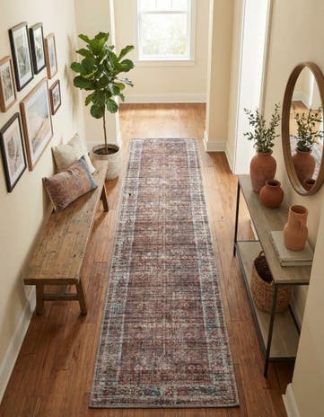 2' 7 x 12' Washable Nostalgia Runner Rug