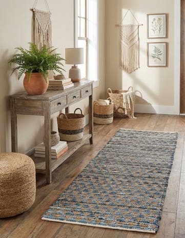 2' 7 x 10' Hand Woven Chindi Jute Runner Rug