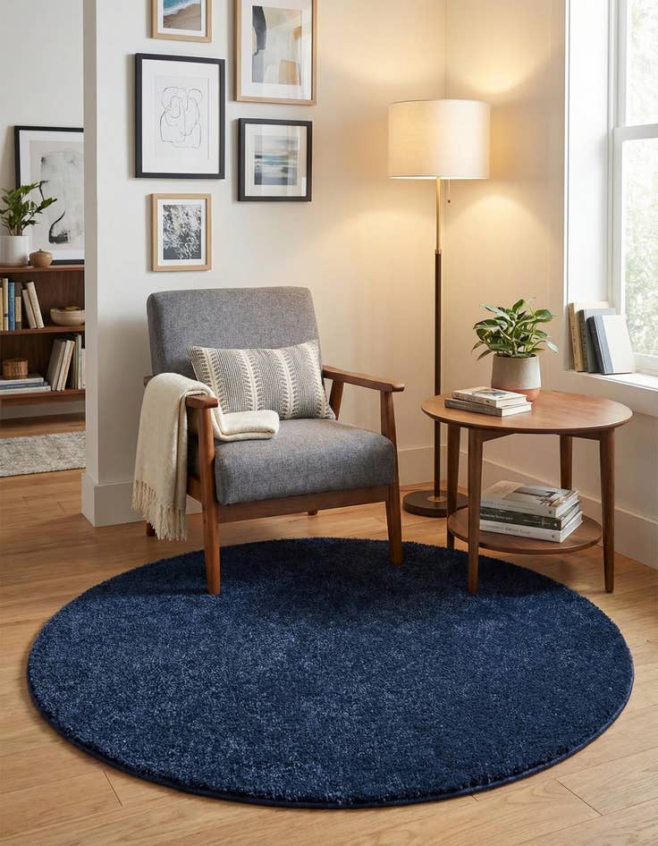 Detail image of 3' 3 x 3' 3 Solid Frieze Round Rug