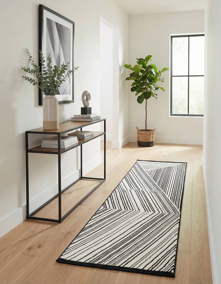 Detail image of 2' x 8' Milano Runner Rug