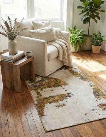 2' 6 x 4' 7 Hand Knotted Ultra Vintage Persian Wool Runner Rug