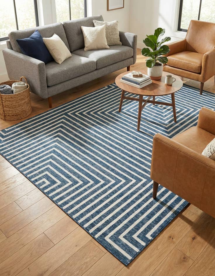 Detail image of 7' 10 x 7' 10  Washable Modern Indoor / Outdoor Square Rug