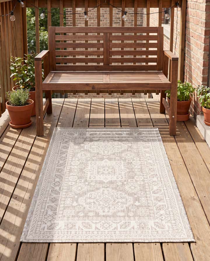 3' x 5' 3 Easy-Clean Aztec Indoor / Outdoor Rug