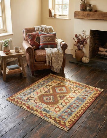 3' 2 x 3' 6 Hand Woven Kilim Maymana Wool Square Rug