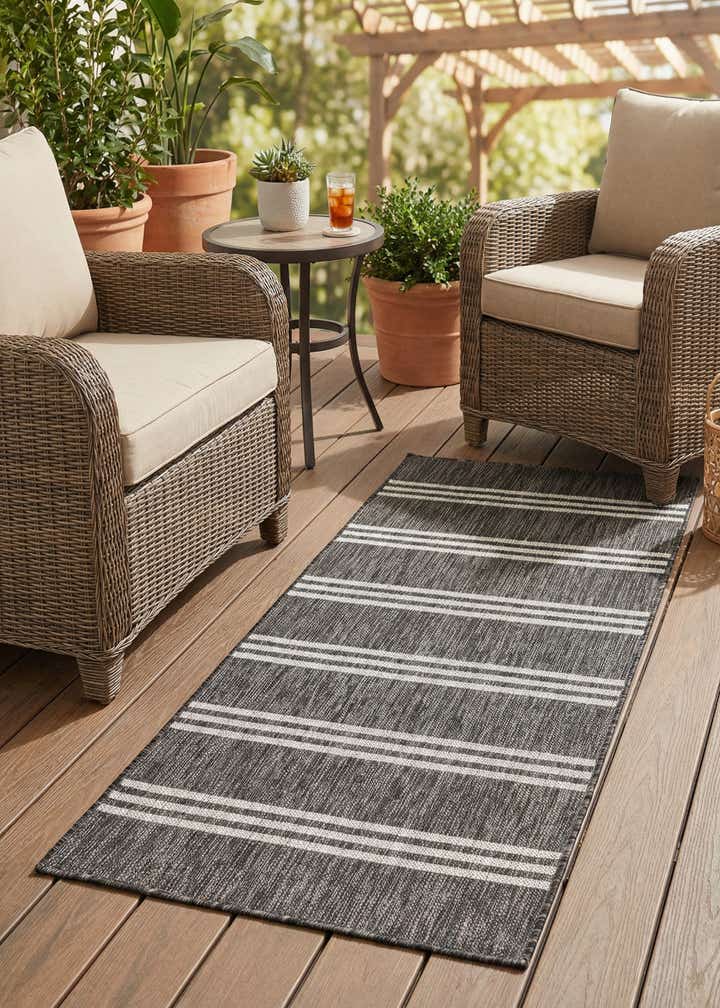 2' x 5' 3 Easy-Clean Jill Zarin Anguilla Indoor / Outdoor Runner Rug