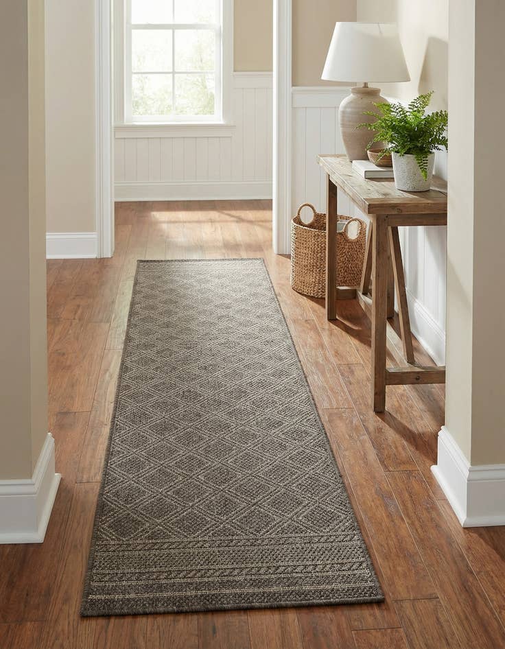 Detail image of 2' x 8' Easy-Clean Trellis Indoor / Outdoor Runner Rug