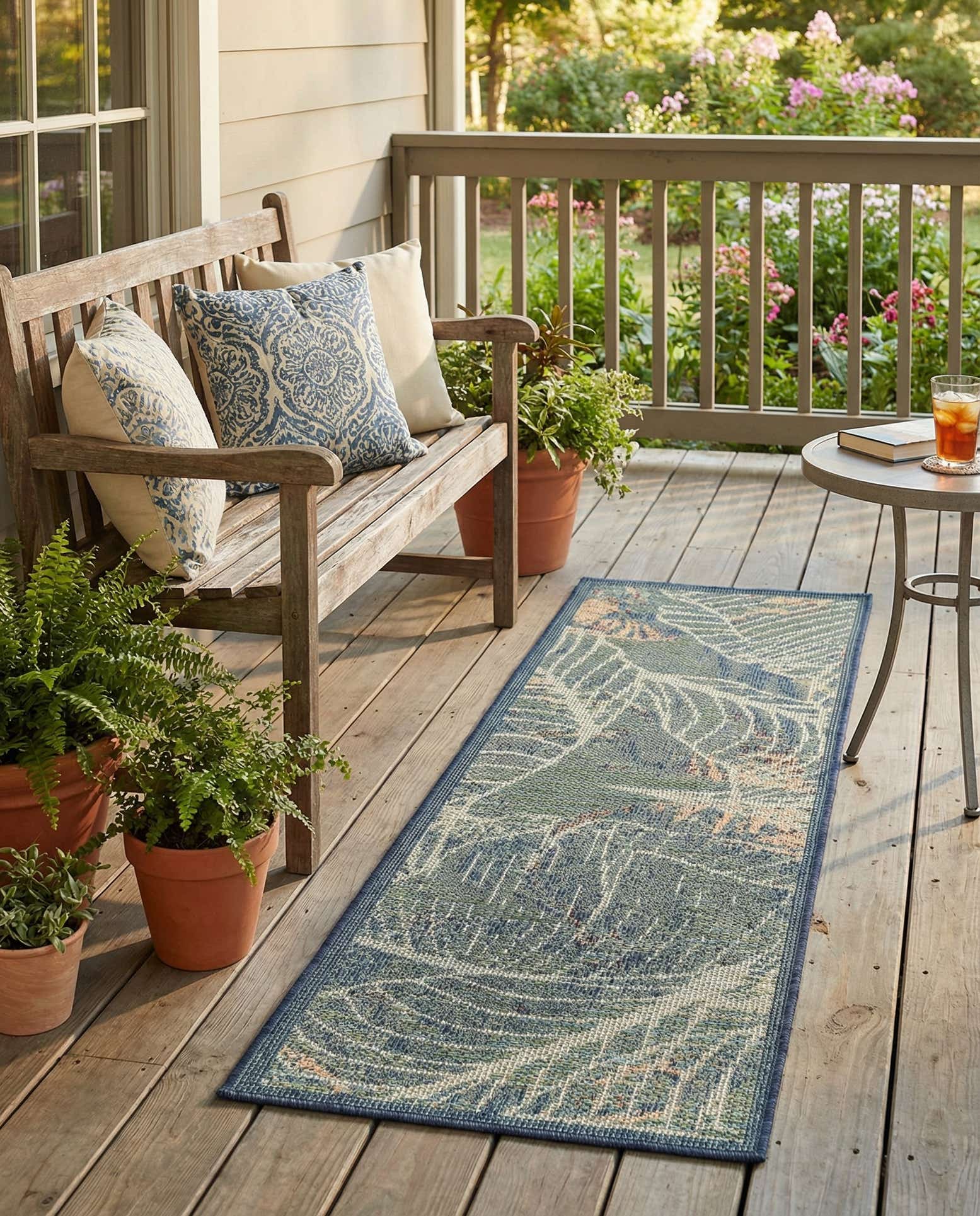 2' x 6' Easy-Clean Baja Indoor / Outdoor Runner Rug