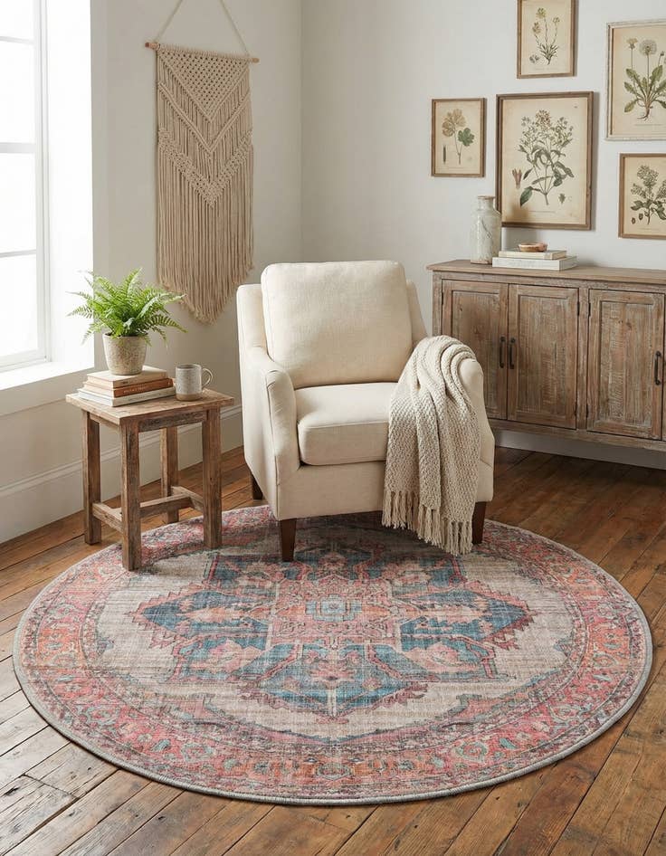 Detail image of 4' x 4'  Washable Nostalgia Round Rug