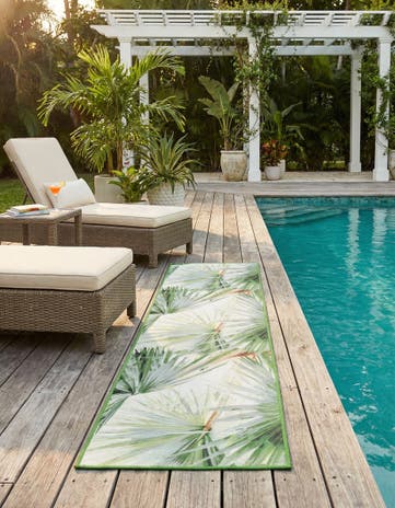 Green Easy-Clean Jill Zarin Caribbean Indoor / Outdoor Runner Rug