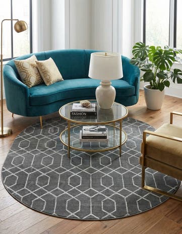 7' 10 x 10' Marilyn Monroe™ Glam Trellis Oval Rug