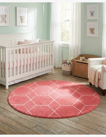 Pink Lattice Frieze Round Rug