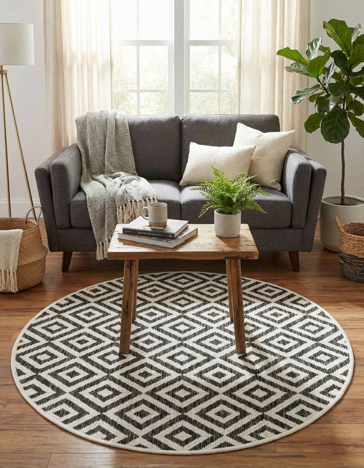 Detail image of 3' x 3'  Washable Jill Zarin Costa Rica Indoor / Outdoor Round Rug