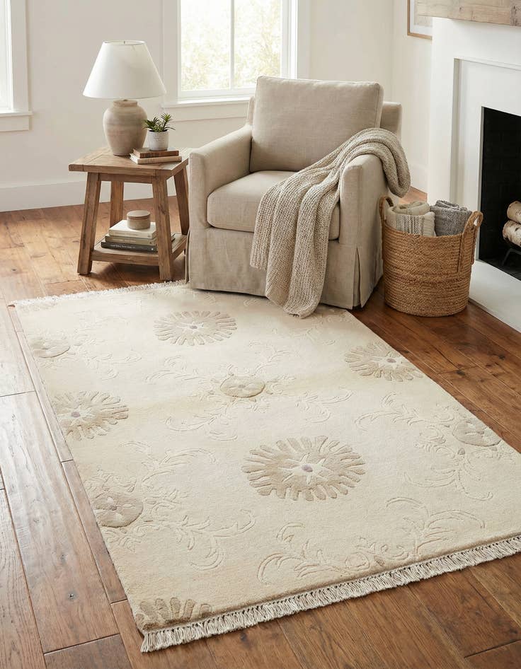 Detail image of 2' 11 x 5'  Hand Knotted Darya Wool Rug