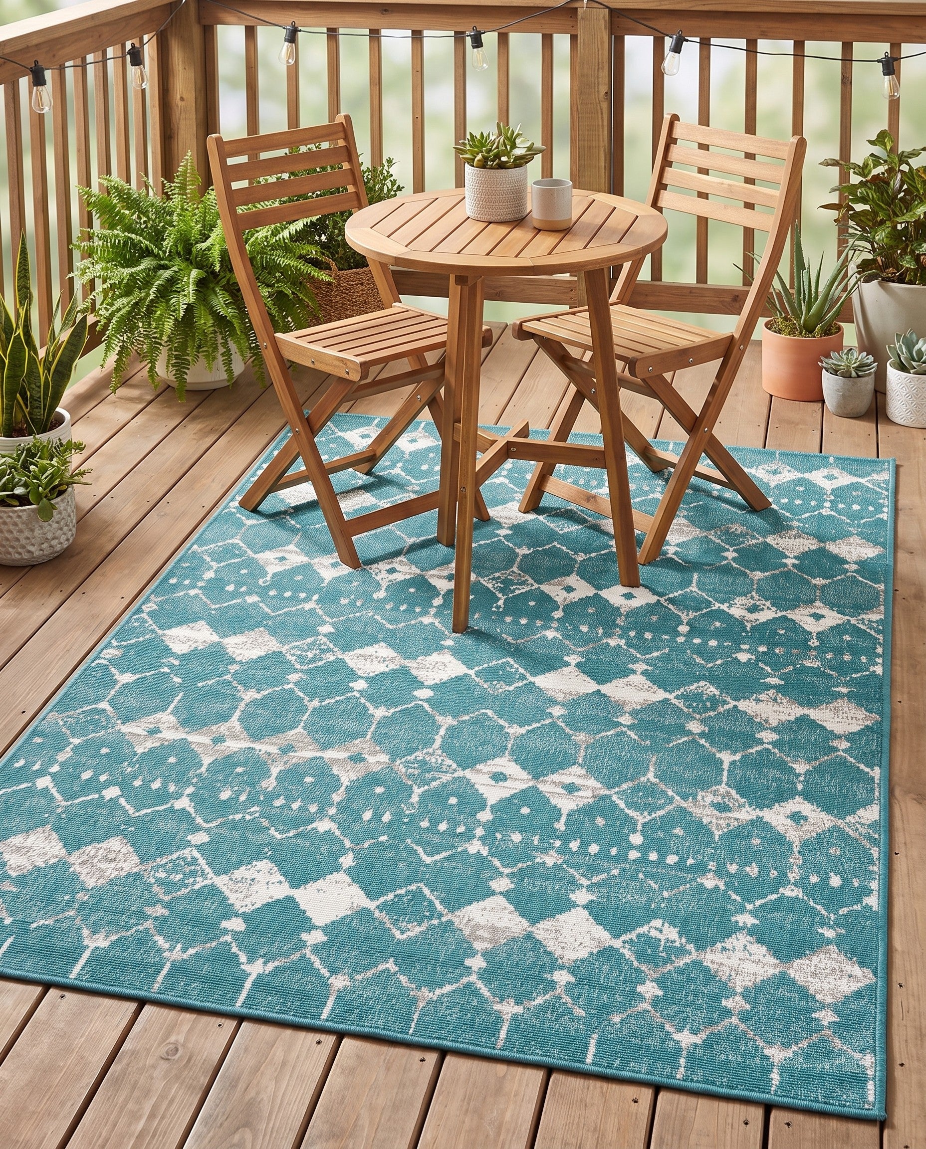 4' x 6' Easy-Clean Trellis Indoor / Outdoor Rug