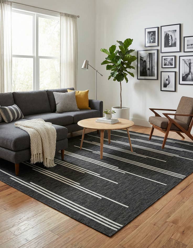 Detail image of  7' x 10'  Washable Modern Indoor / Outdoor Rug