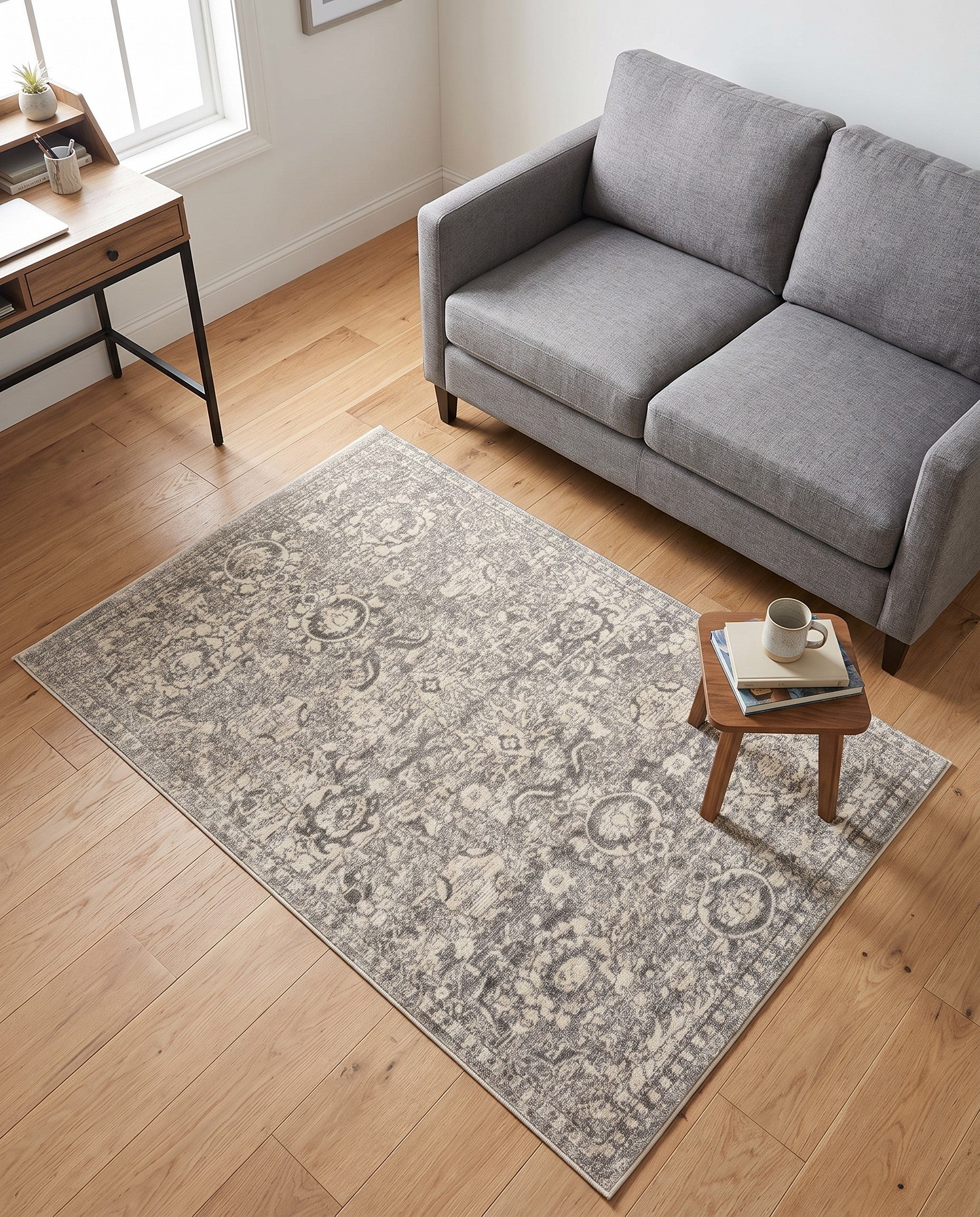 4' x 6' Lola Rug