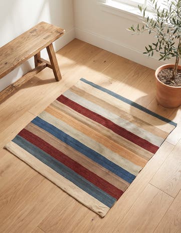 3' 3 x 3' 3 Hand Woven Pillow Wool Square Rug