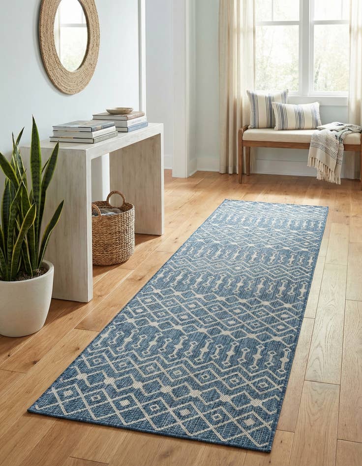 Detail image of 2' 7 x 12'  Washable Trellis Indoor / Outdoor Runner Rug