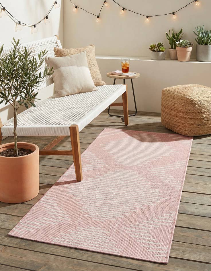 Detail image of 2' x 4' Easy-Clean Modern Indoor / Outdoor Runner Rug