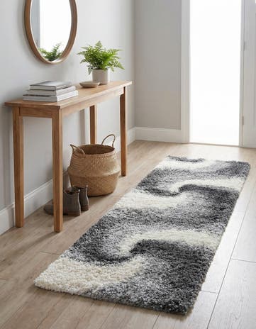 2' x 6' 7 Soft Touch Shag Runner Rug