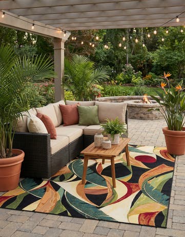 6' x 9' Easy-Clean Botanical Indoor / Outdoor Rug