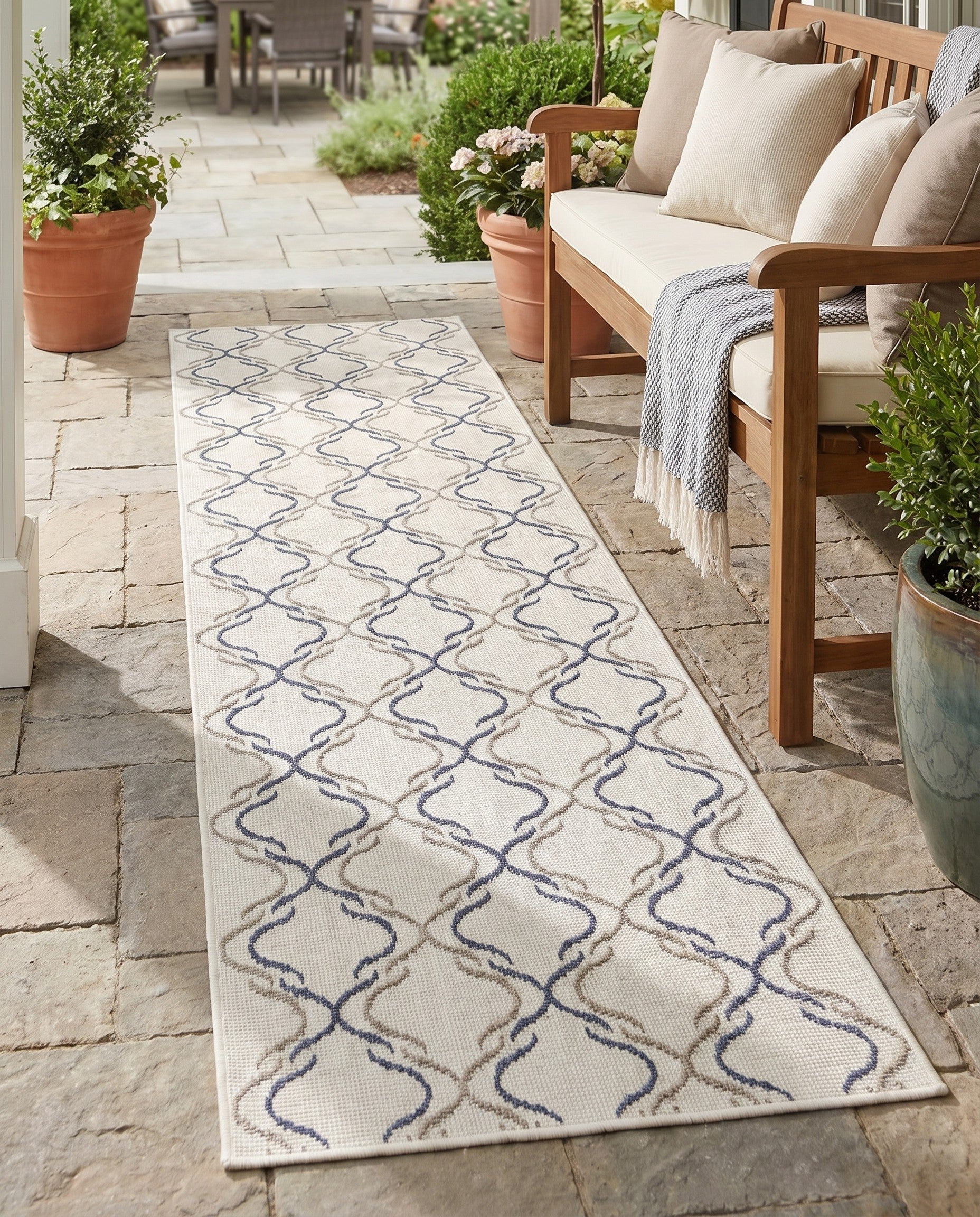 Ivory Easy-Clean Trellis Indoor / Outdoor Runner Rug