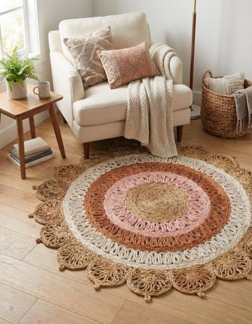 4' 1 x 4' 1 Handmade Braided Jute Round Rug