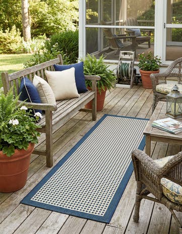 2' x 5' Easy-Clean Border Indoor / Outdoor Runner Rug