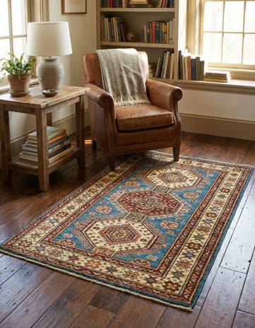2' 8 x 4' 2 Hand Knotted Kazak Oriental Rug