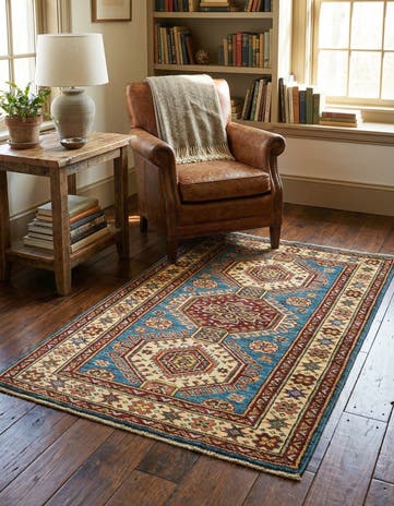 2' 8 x 4' 2 Hand Knotted Kazak Oriental Rug