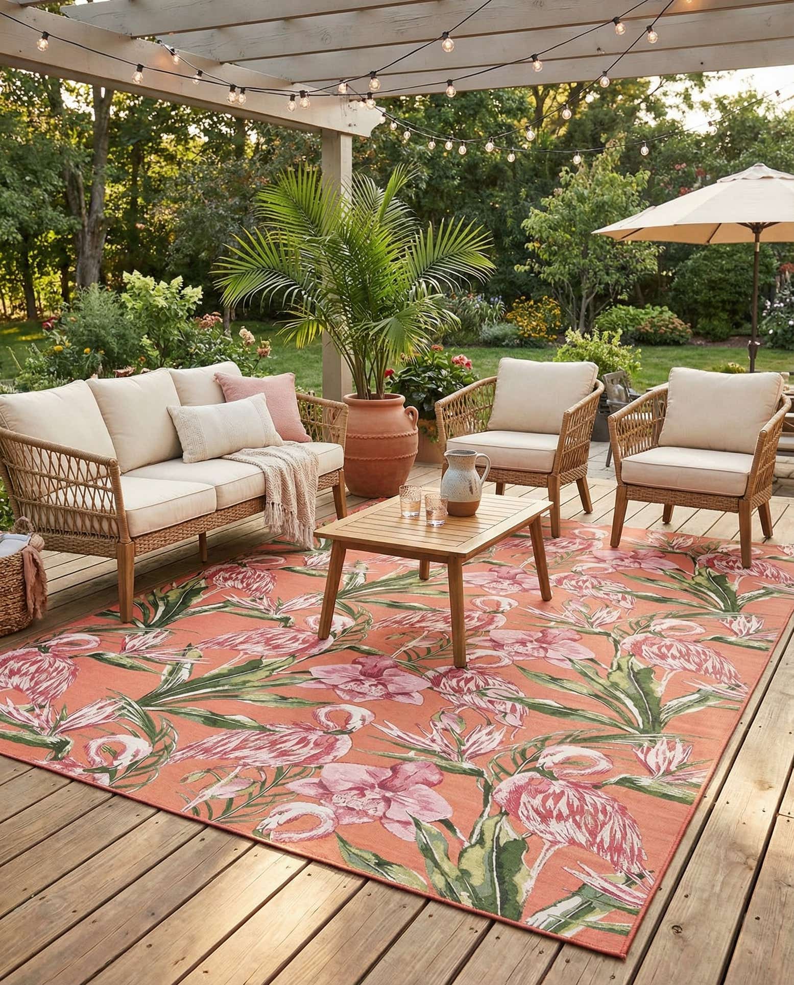 10' x 14' Easy-Clean Botanical Indoor / Outdoor Rug