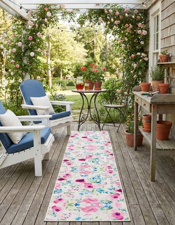 Ivory Easy-Clean Jill Zarin Caribbean Indoor / Outdoor Runner Rug