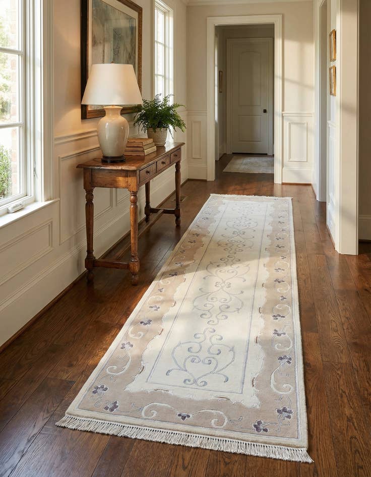 Detail image of 2' 8 x 10'  Hand Knotted Darya Wool Runner Rug