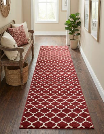 2' 7 x 13' Lattice Runner Rug