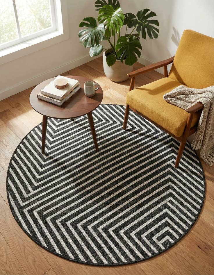 Detail image of  4' x 4'  Washable Modern Indoor / Outdoor Round Rug