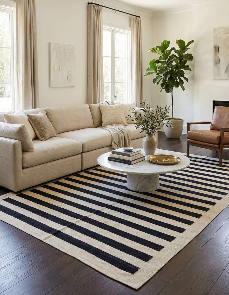 Detail image of  6' 8 x 9' 10  Hand Woven Kilim Modern Wool Rug