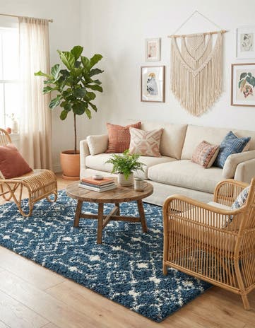 5' 3 x 8' Moroccan Trellis Shag Rug