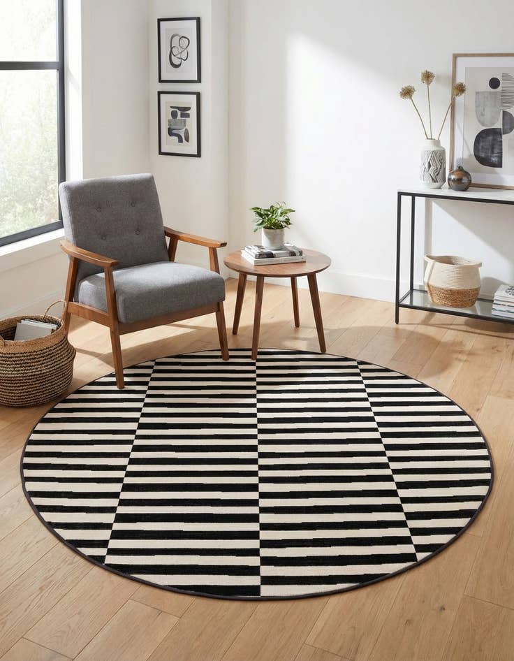 Detail image of 5' 3 x 5' 3 Tribeca Round Rug