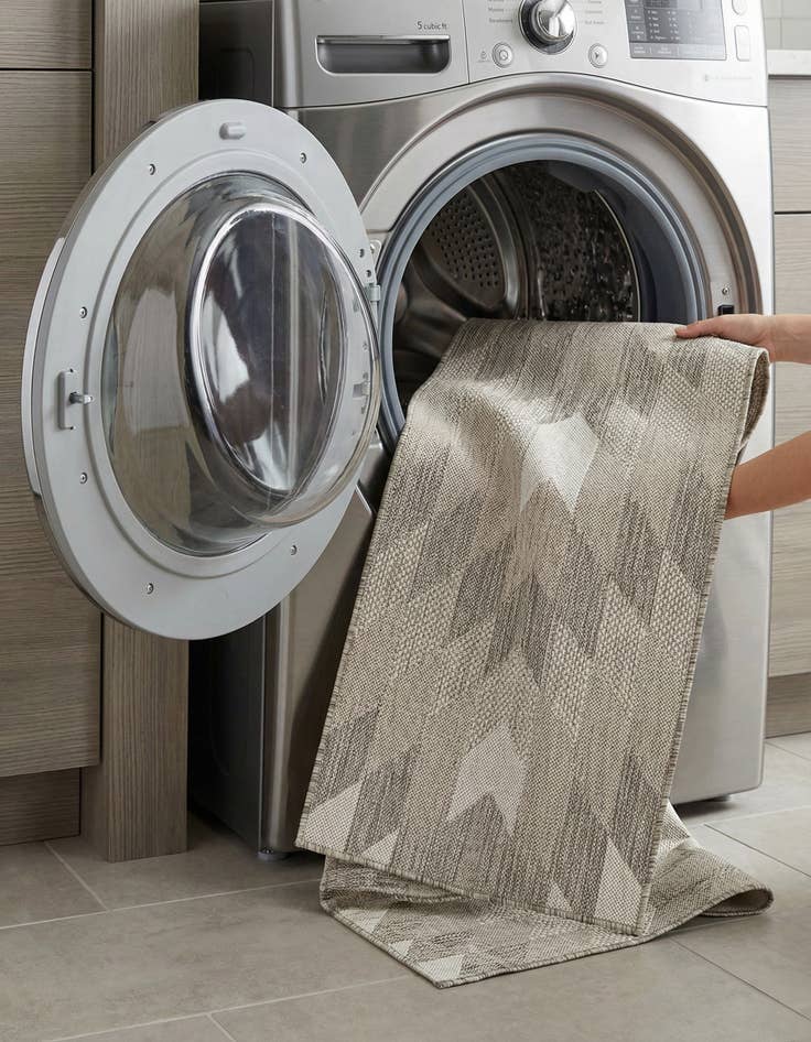 Detail image of 2' 7 x 12'  Washable Modern Indoor / Outdoor Runner Rug