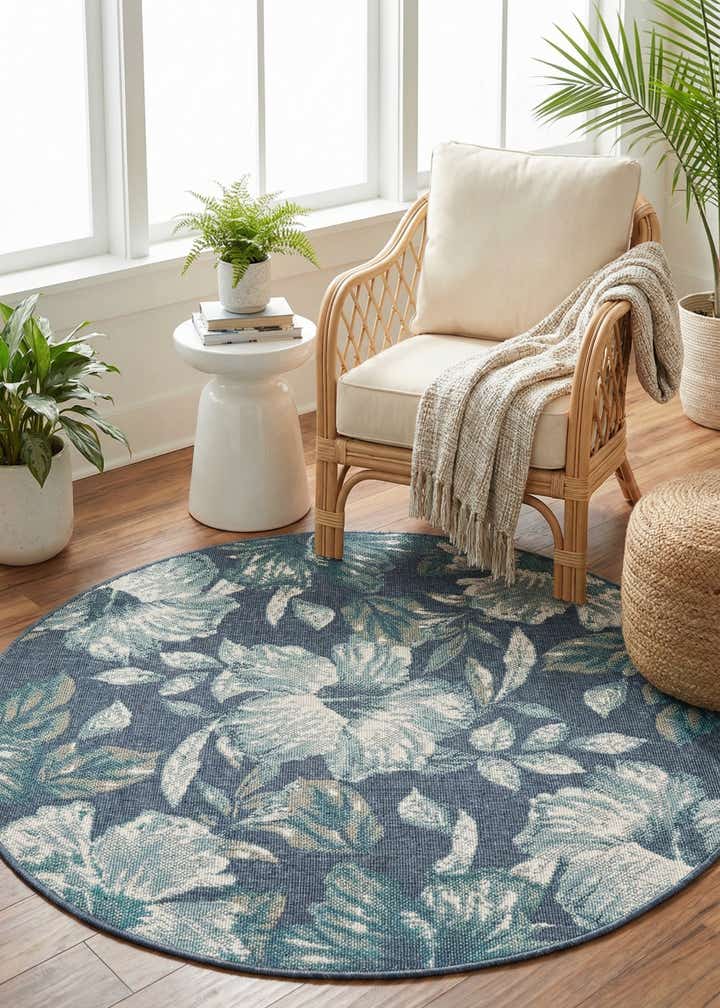 4' x 4' Easy-Clean Coastal Indoor / Outdoor Round Rug