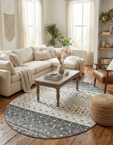 Ivory and Gray Moroccan Trellis Oval Rug