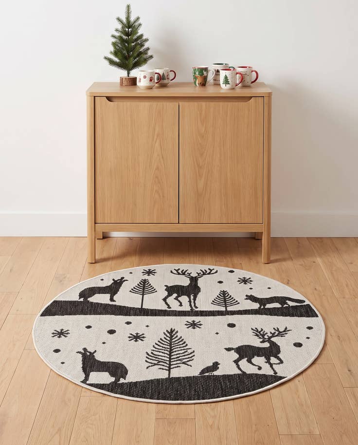 Detail image of 3' x 3' Easy-Clean Holiday Indoor / Outdoor Round Rug