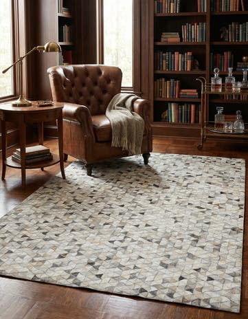 5' 1 x 7' 10 Cowhide Leather Rug