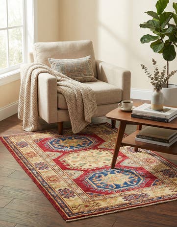 2' 9 x 4' Hand Knotted Kazak Rug