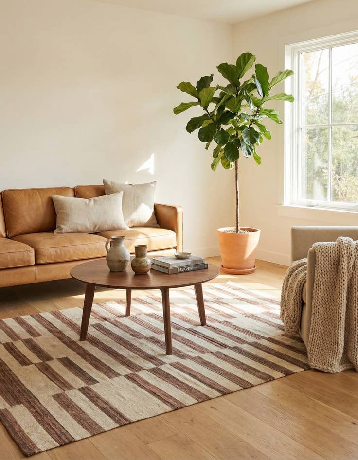 Detail image of 4' 3 x 5' 10  Hand Woven Kilim Modern Wool Rug